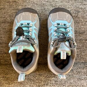 KEEN Unisex-Child Chandler 2 CNX Casual Sneakers